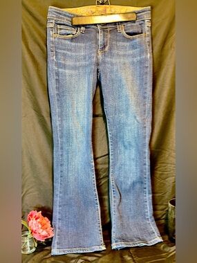 PAIGE NWOT Skyline Medium Wash Bootcut Flare Jeans Size 25